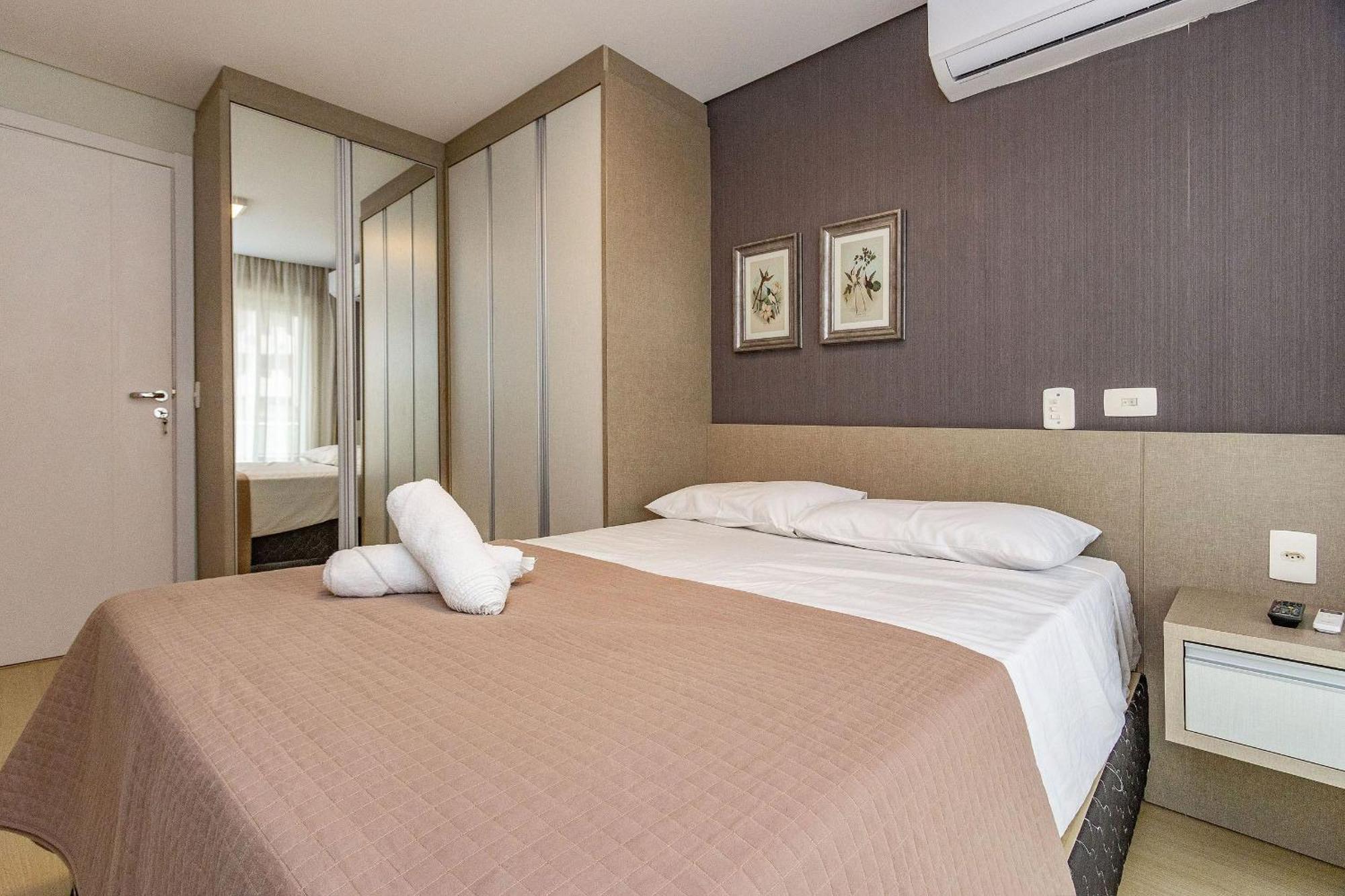 Boulevard 224D - Excelente Apartamento Em Condominio De Luxo No Centro De Bombinhas - Piscina - Jacuzzi - Academia - Portaria 24H. מראה חיצוני תמונה