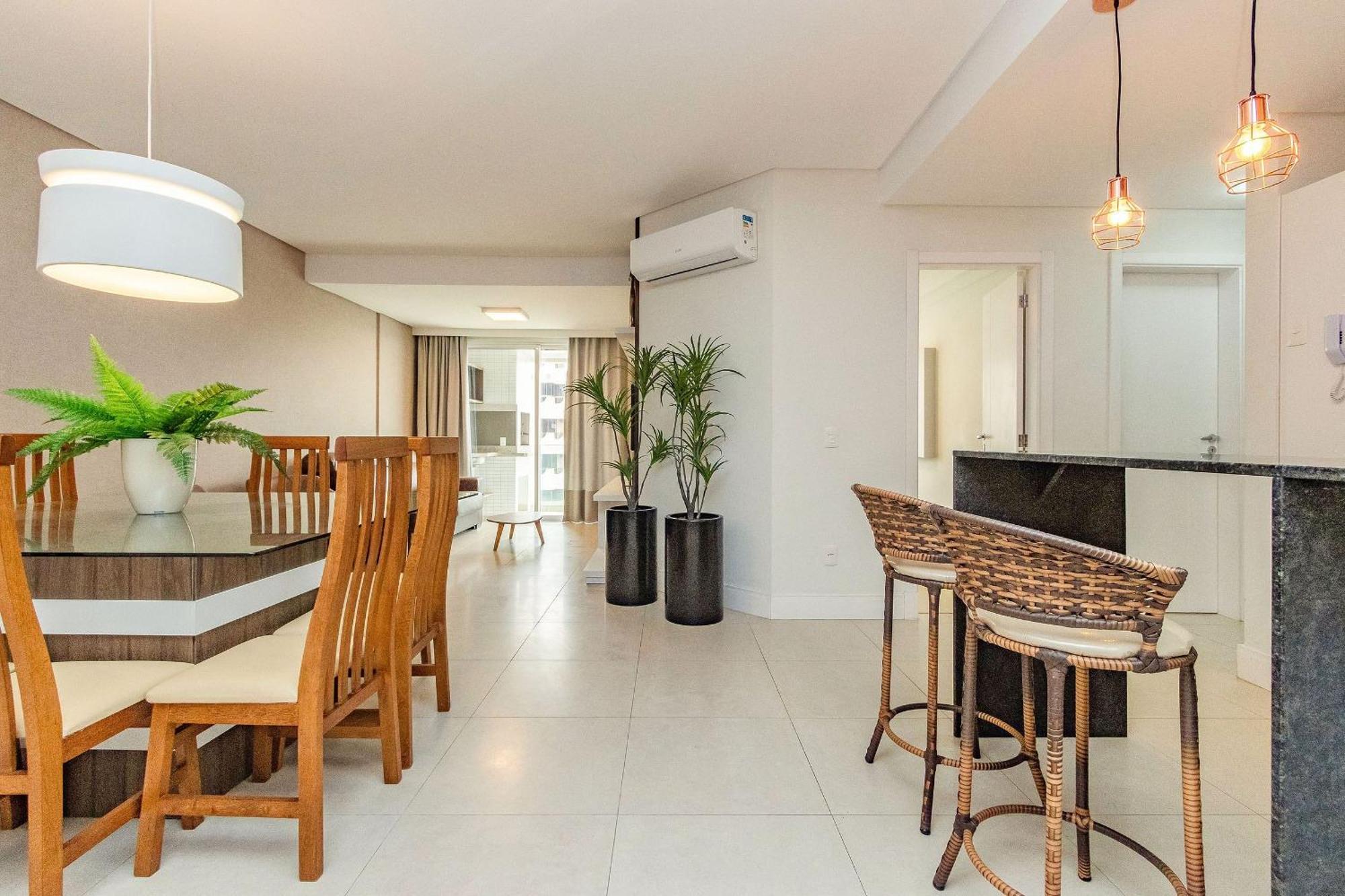 Boulevard 224D - Excelente Apartamento Em Condominio De Luxo No Centro De Bombinhas - Piscina - Jacuzzi - Academia - Portaria 24H. מראה חיצוני תמונה