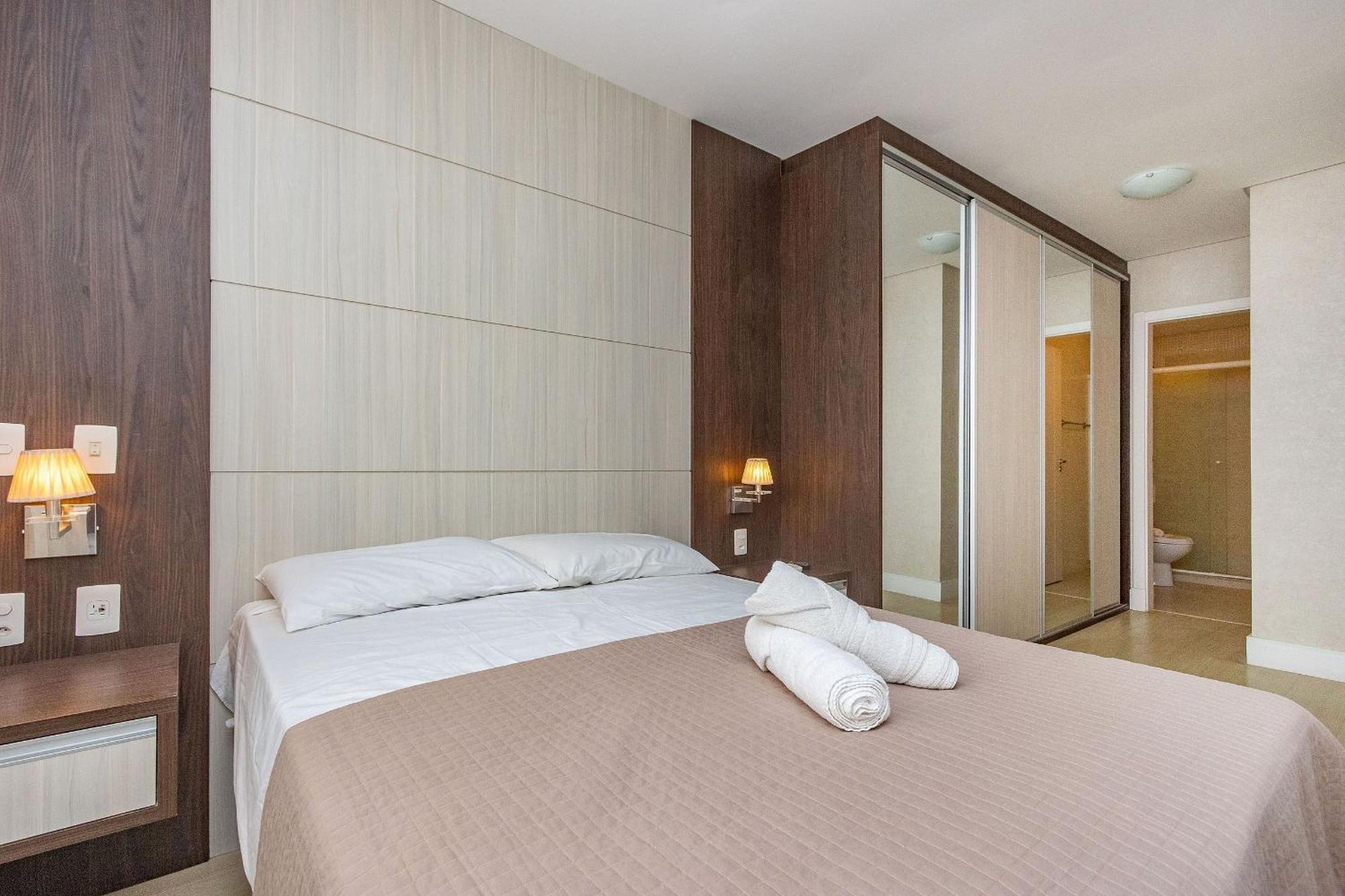 Boulevard 224D - Excelente Apartamento Em Condominio De Luxo No Centro De Bombinhas - Piscina - Jacuzzi - Academia - Portaria 24H. מראה חיצוני תמונה